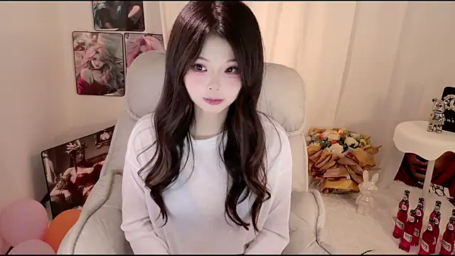 ChuYI-007 online show from May 17, 2026, 9:49 am