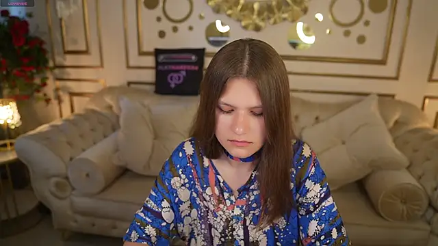 Monika kiss054 online show from June 20, 2026, 10:29 am