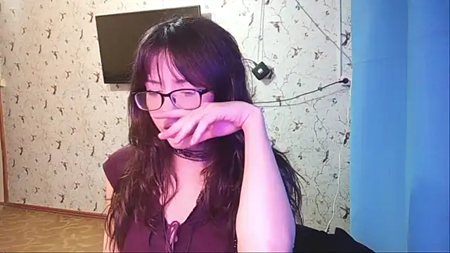 Snapshot of DelicaBrome chatting on June 18, 2026, 11:25 am DelicaBrome online show from June 18, 2026, 11:25 am