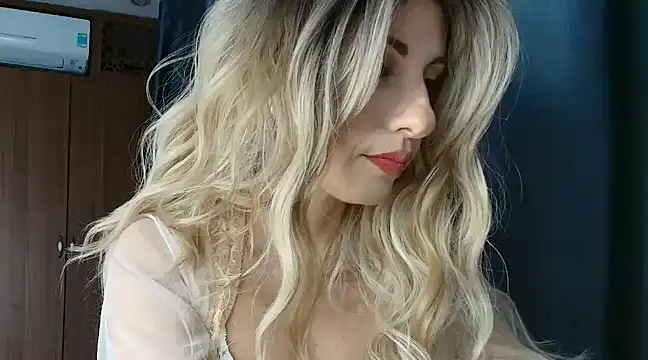 Snapshot of _horny_sexy_ chatting on February 10, 2025, 3:13 am horny sexy online show from February 10, 2025, 3:13 am