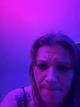 SavageKitten420 online show from April 27, 2026, 11:41 am