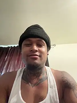 MiLow222 online show from April 29, 2026, 1:32 am