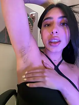 Snapshot of IsabellaNoir_ chatting on July 17, 2026, 5:51 pm IsabellaNoir online show from July 17, 2026, 5:51 pm
