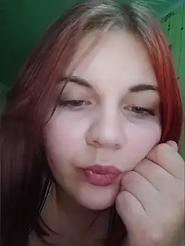 LoisFox online show from May 4, 2026, 5:31 pm
