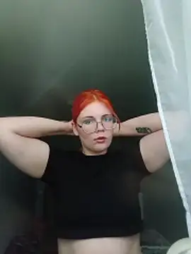 LoisFox online show from June 17, 2026, 11:12 am