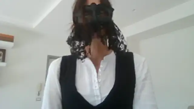 HelenTiAscolta online show from April 27, 2026, 1:42 pm