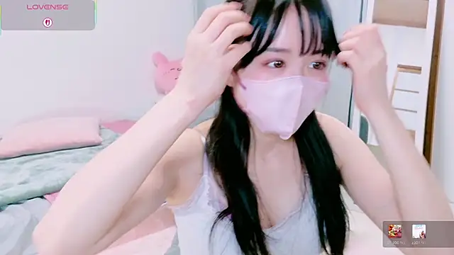mayu chan  online show from May 12, 2026, 11:51 am