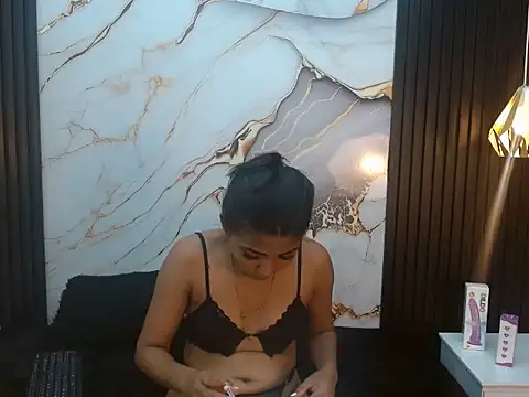 Snapshot of AndreaSerpa chatting on May 7, 2026, 7:52 pm AndreaSerpa online show from May 7, 2026, 7:52 pm