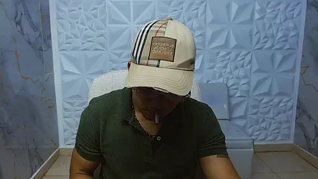 jbarto  online show from May 23, 2026, 1:44 am
