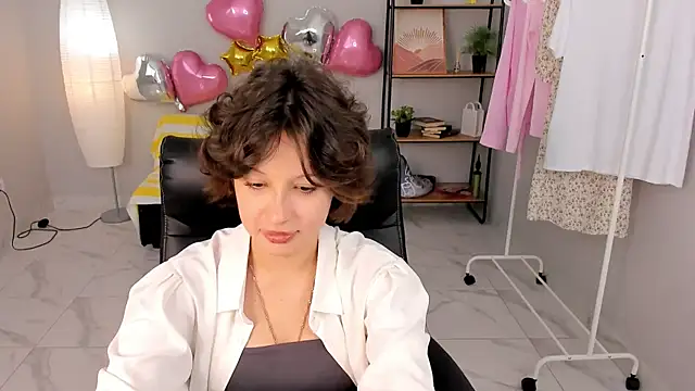 Sindel Meby online show from April 22, 2026, 11:23 am