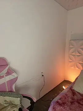 Snapshot of Ivonny_Goldie chatting on July 10, 2026, 12:48 am Ivonny Goldie online show from July 10, 2026, 12:48 am