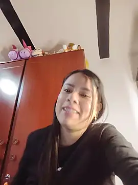 Nicol Alvarez1 online show from June 11, 2026, 12:32 am