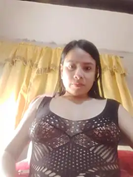 Nicol Alvarez1 online show from June 17, 2026, 10:32 pm