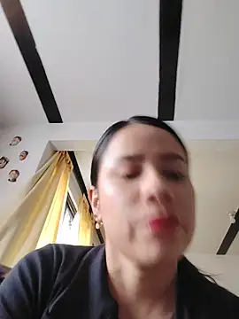 Nicol Alvarez1 online show from June 21, 2026, 10:23 pm