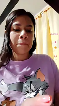Nicol Alvarez1 online show from July 3, 2026, 3:24 am