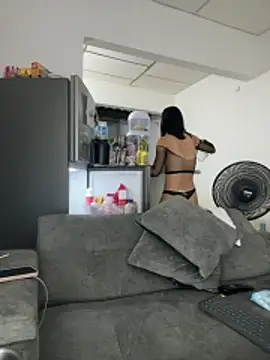 Snapshot of katty_lovelyy chatting on May 10, 2026, 11:21 pm katty lovelyy online show from May 10, 2026, 11:21 pm