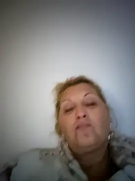 Divineblond online show from January 18, 2026, 9:51 pm