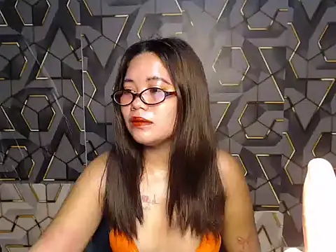 ur prettychelsie online show from May 31, 2026, 7:48 pm