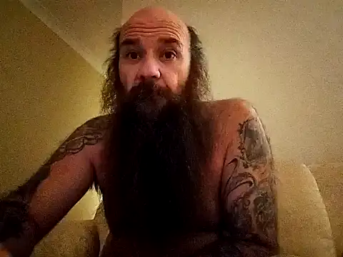 duzzarulz421 online show from May 29, 2026, 5:44 pm