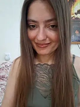 Snapshot of Alba2331 chatting on May 24, 2026, 10:20 am Alba2331 online show from May 24, 2026, 10:20 am