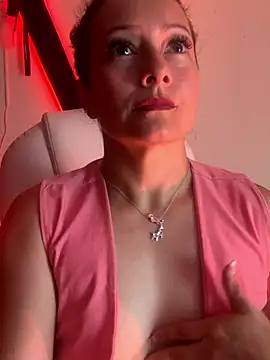 Snapshot of SamiiContreras_ chatting on April 29, 2026, 5:30 pm SamiiContreras online show from April 29, 2026, 5:30 pm