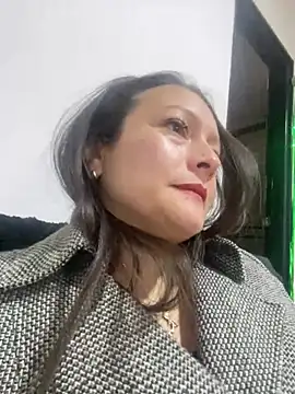 Snapshot of SamiiContreras_ chatting on May 28, 2026, 11:07 am SamiiContreras online show from May 28, 2026, 11:07 am