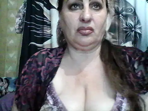 LoaqLovew online show from June 18, 2026, 9:14 am