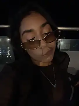 SaryJonex online show from May 15, 2026, 11:01 pm