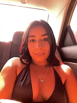 Snapshot of SaryJonex chatting on July 7, 2026, 1:59 pm SaryJonex online show from July 7, 2026, 1:59 pm