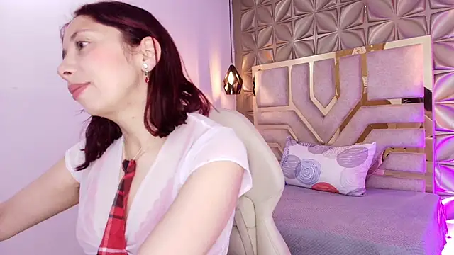 stephaniesun  online show from May 24, 2026, 12:21 pm