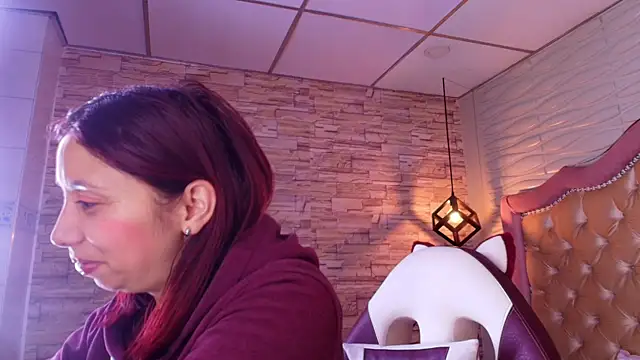 stephaniesun  online show from July 2, 2026, 12:44 pm