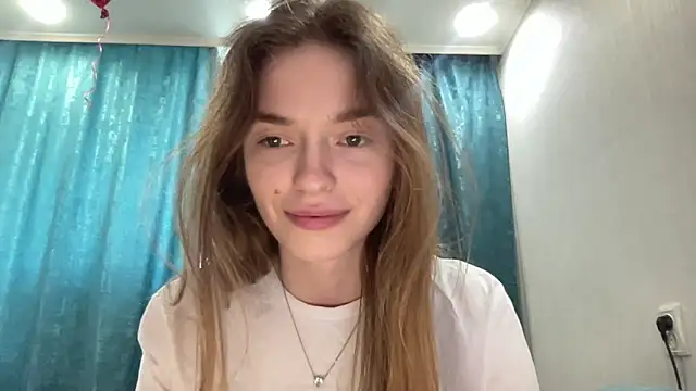 MonaNox online show from May 14, 2026, 10:11 am