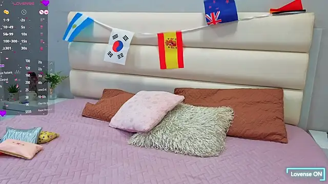 Snapshot of Isabellaa_Reyes chatting on June 23, 2026, 2:37 pm Isabellaa Reyes online show from June 23, 2026, 2:37 pm
