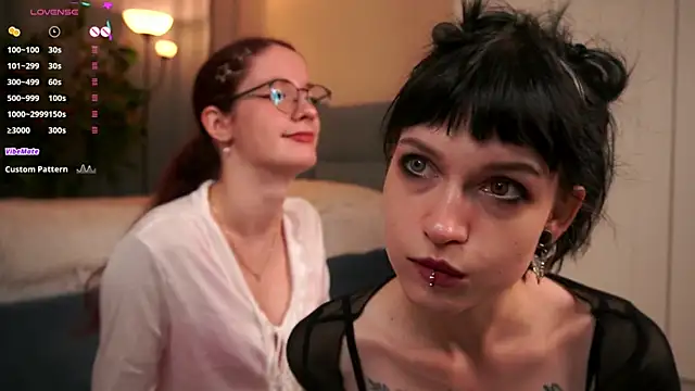Snapshot of TeaseDealer chatting on July 19, 2026, 8:12 pm TeaseDealer online show from July 19, 2026, 8:12 pm