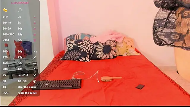 lolacute69  online show from July 17, 2026, 3:50 pm