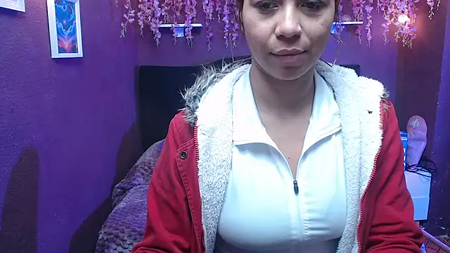 monik299 online show from May 12, 2026, 1:08 pm
