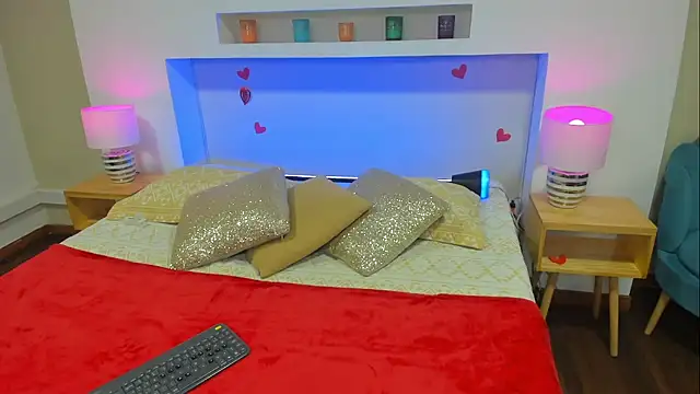EmmyCastillo online show from June 5, 2026, 12:28 am