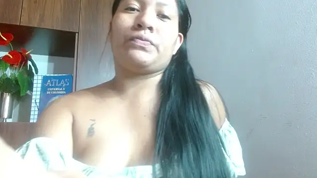 Sol vannesa online show from May 9, 2026, 4:17 am