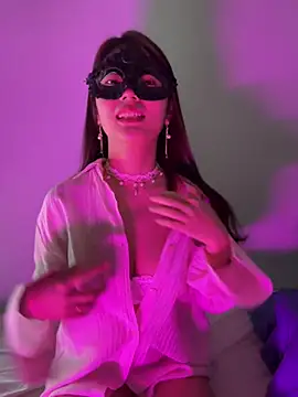 Jessica HW2133 online show from April 27, 2026, 7:06 am