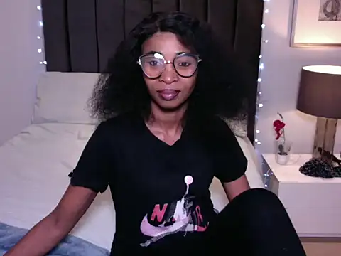 Miss-Erotic-Narcotic online show from April 23, 2026, 6:43 pm