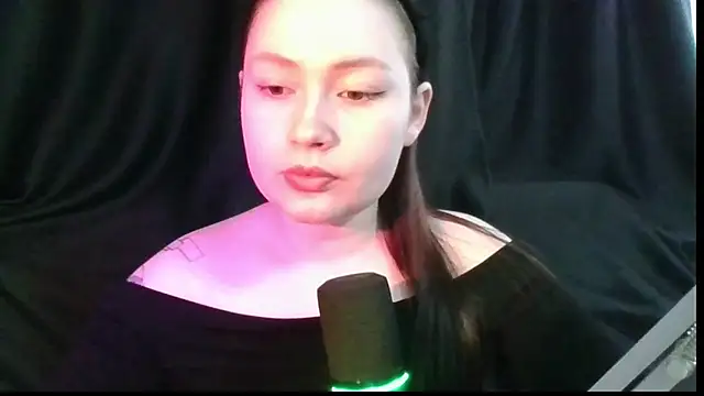 Tendre Amelia online show from May 18, 2026, 5:24 am