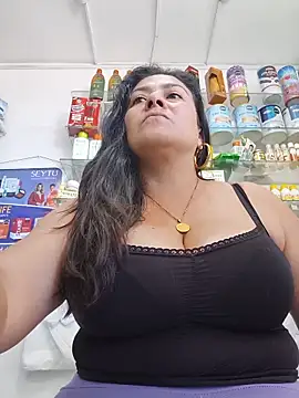 roxana sexy 2026 online show from May 24, 2026, 3:39 pm