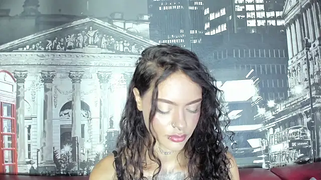 Caroline420  online show from June 21, 2026, 3:47 pm
