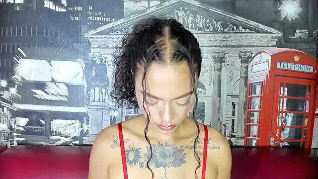 Caroline420  online show from June 24, 2026, 2:38 pm