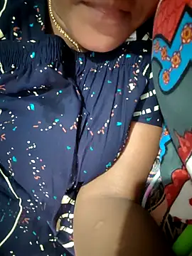 Tamil Hot HoneyBee online show from July 9, 2026, 1:59 pm