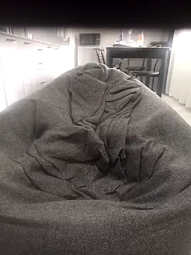 Leonn84 online show from April 25, 2026, 7:33 am