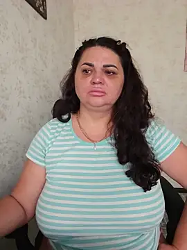 -CUTE-EVVIL- online show from July 16, 2026, 6:19 am