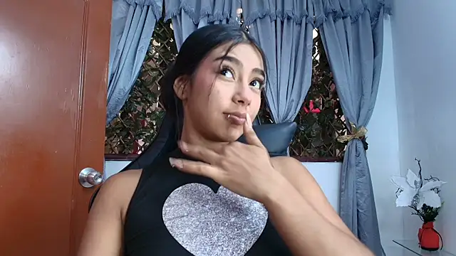 Snapshot of Sofia_Browm chatting on May 31, 2026, 8:21 pm Sofia Browm online show from May 31, 2026, 8:21 pm