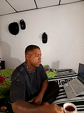 Hector-black online show from May 10, 2026, 3:55 am
