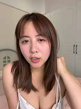 Yang 127 online show from May 11, 2026, 4:18 am
